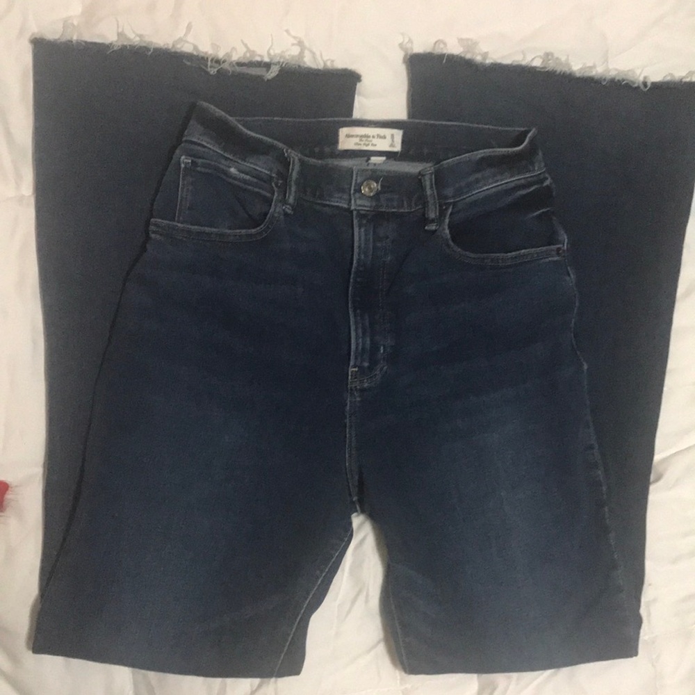 Abercrombie & Fitch The Flare Ultra High Rise Curve Love